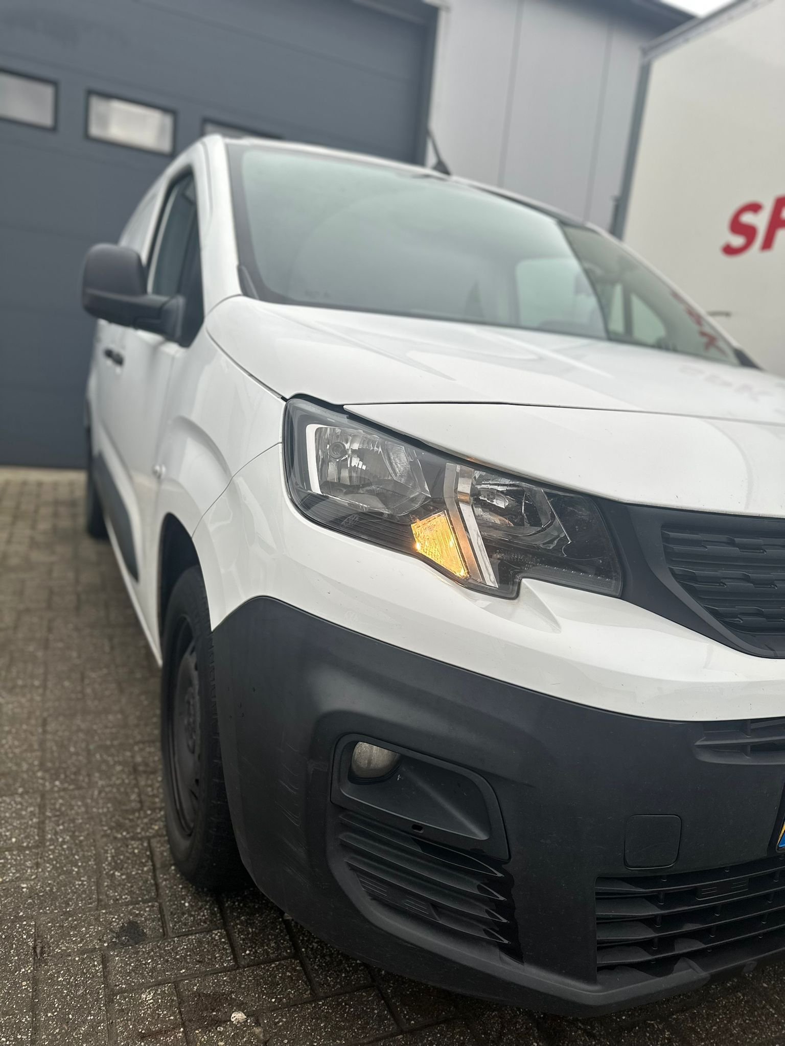 Peugeot Partner 1.6 BlueHDI Premium Long l2