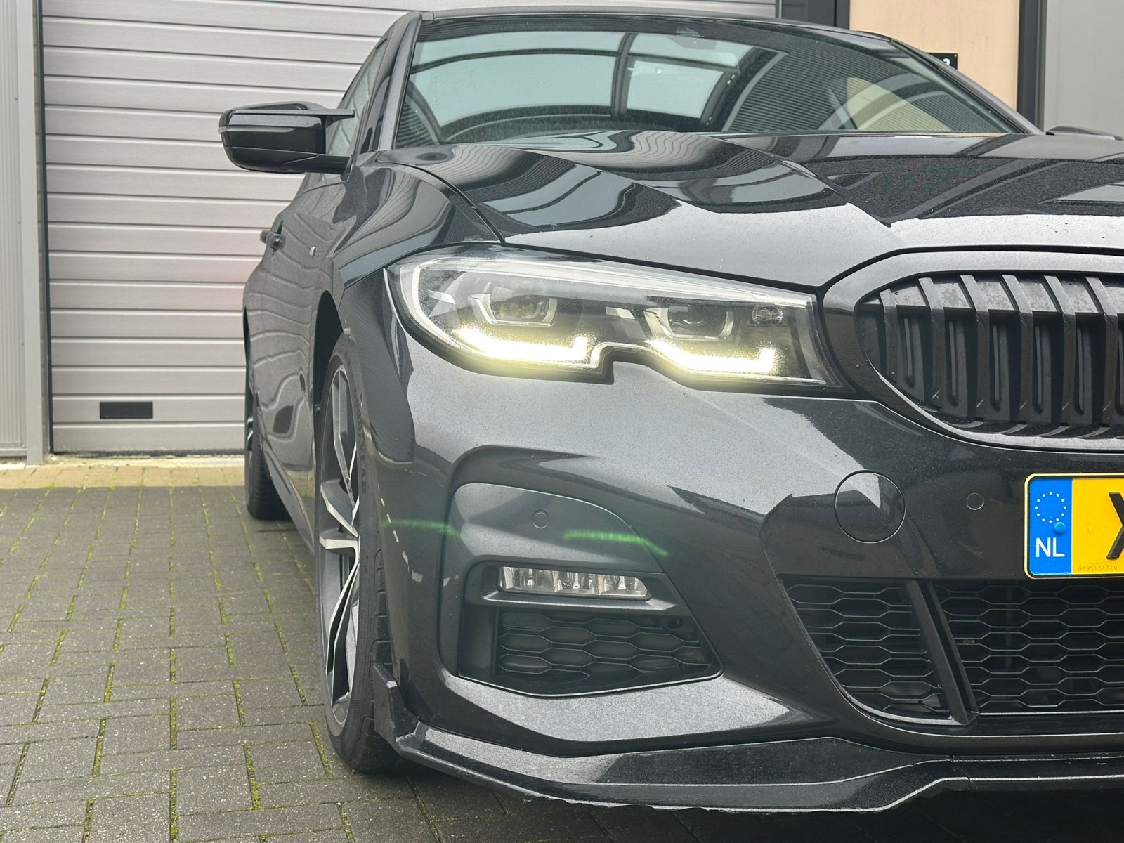 BMW 320I
