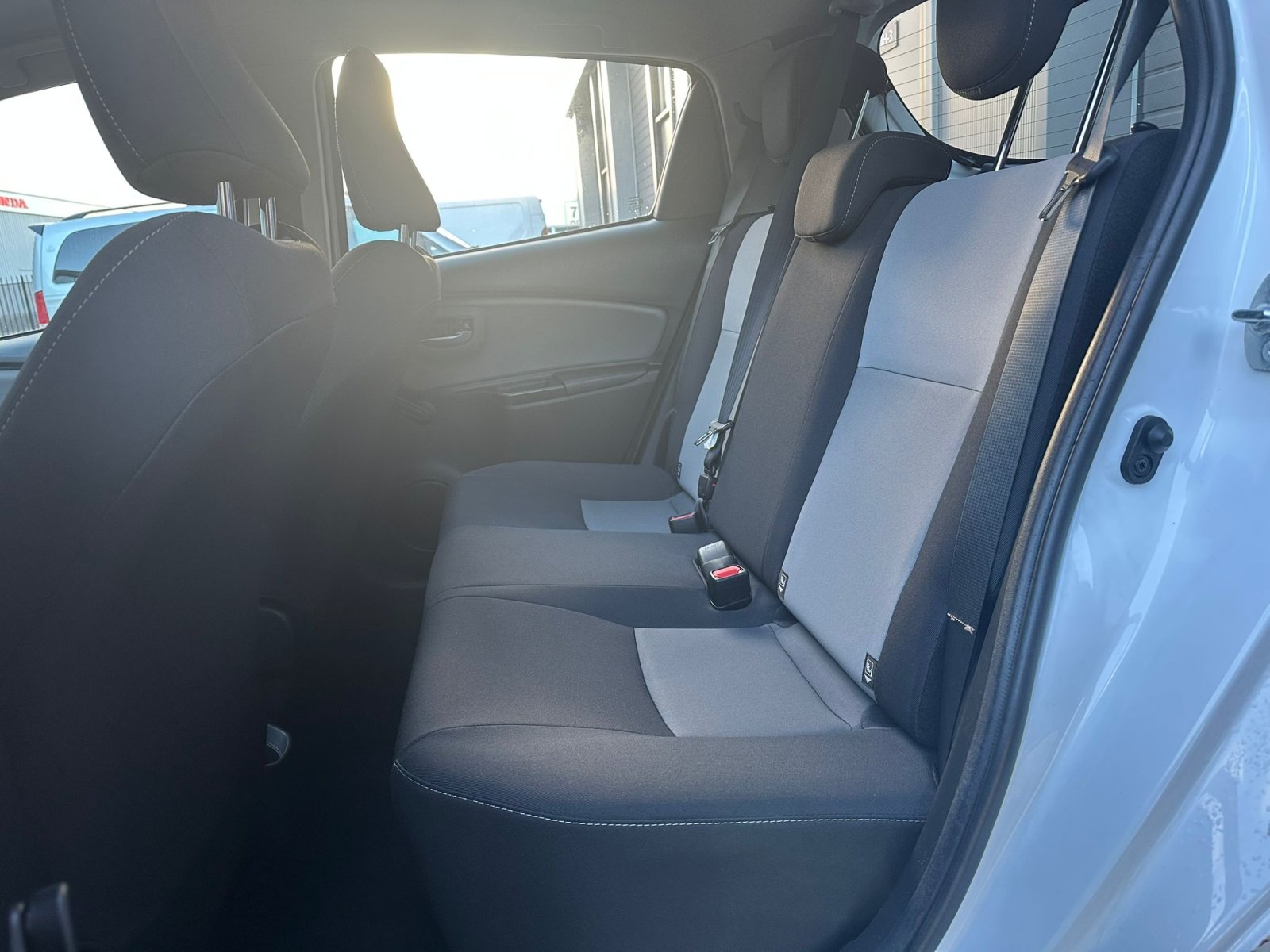 Toyota Yaris 1.0 VVT-i Comfort Elek ramen Airco Navi Camera