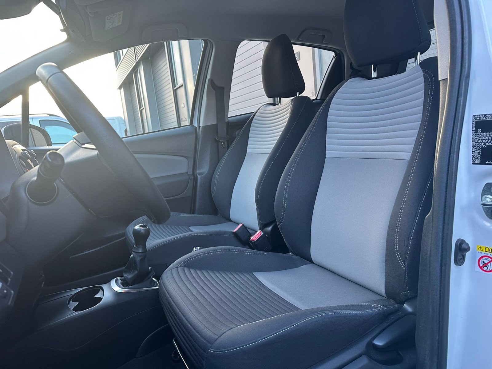 Toyota Yaris 1.0 VVT-i Comfort Elek ramen Airco Navi Camera