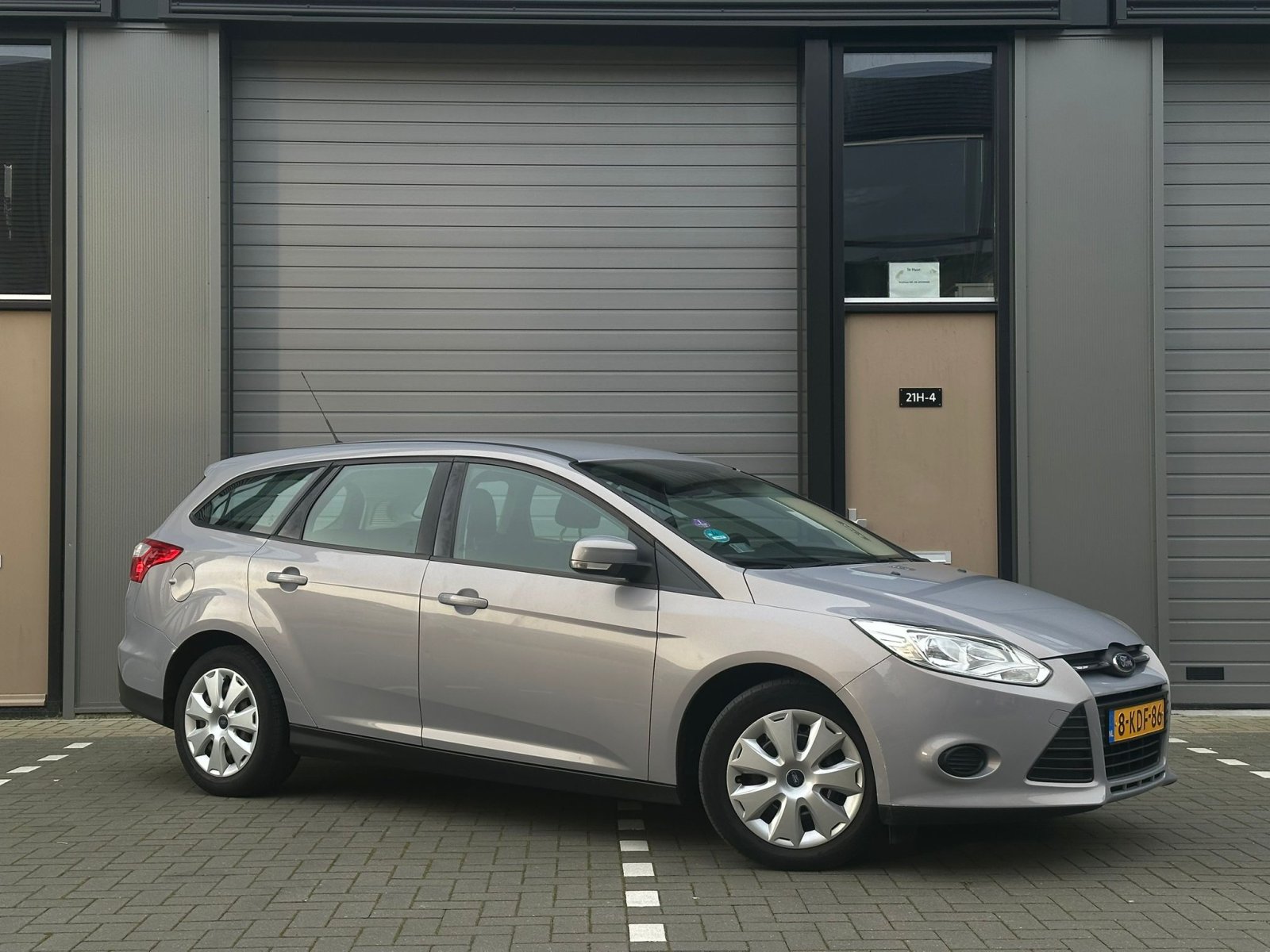 Ford Focus Wagon / Airco / Cruise / Sensoren / Navi
