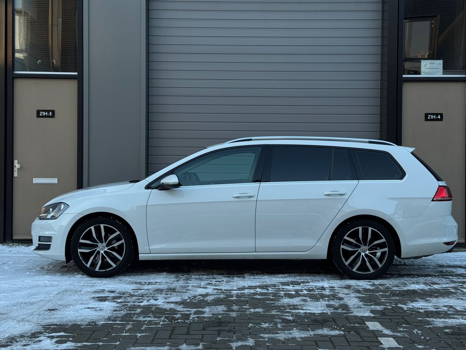 Volkswagen Golf Variant 1.4 TSI Pano / TrekH / Stoel / LMV