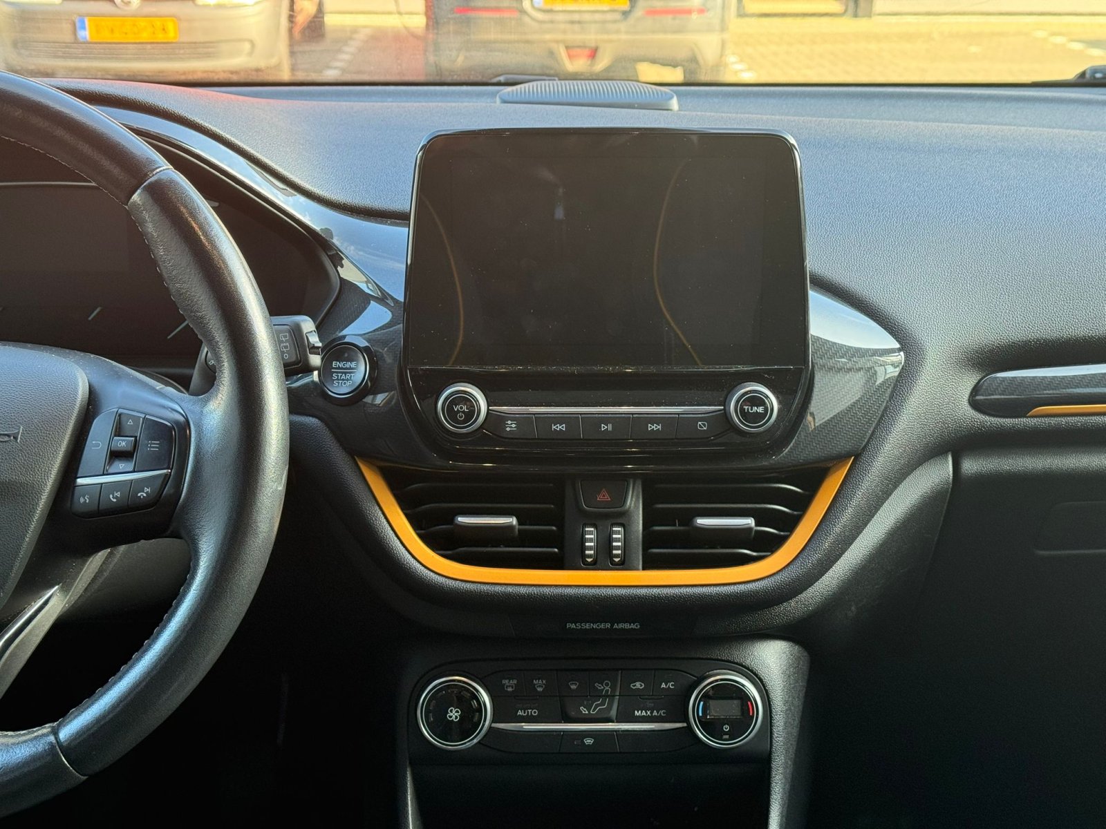 Ford Fiesta 1.0 actieve adaptief cruise Pano LED Airco LMV