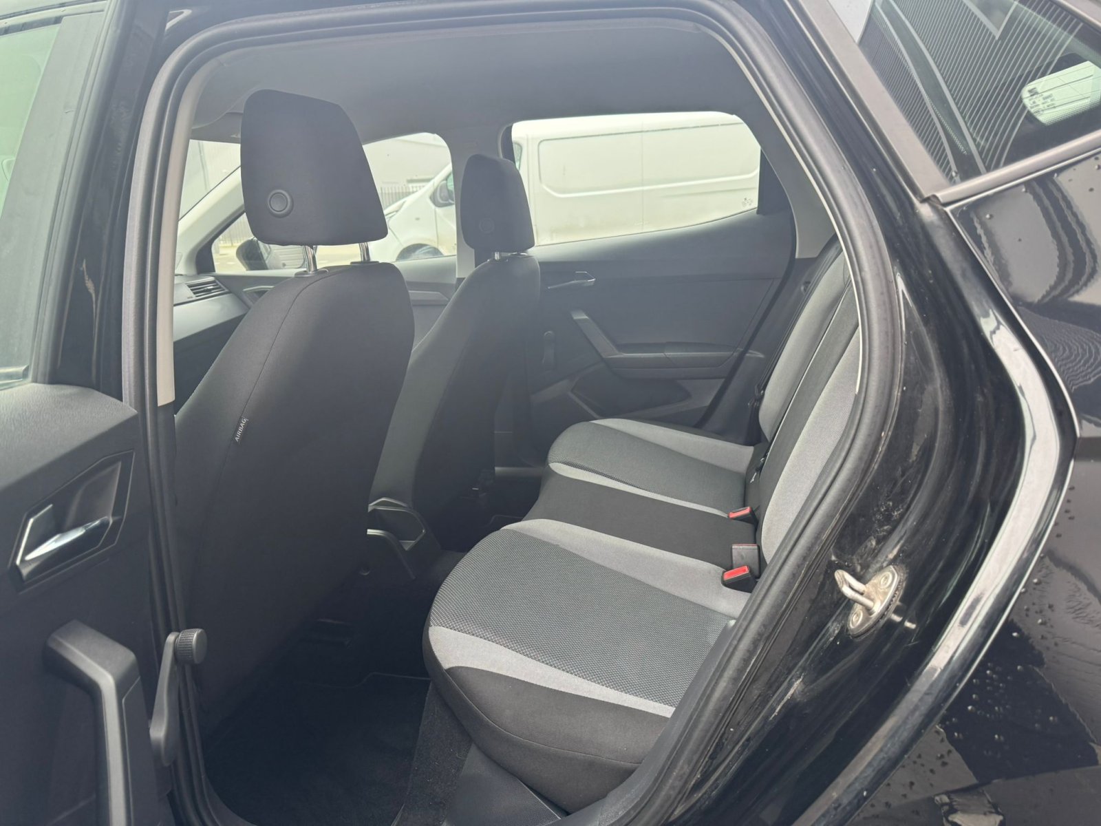 Seat Ibiza 1.0 TSI FR Business Intense / LMV / Cruise / Airco