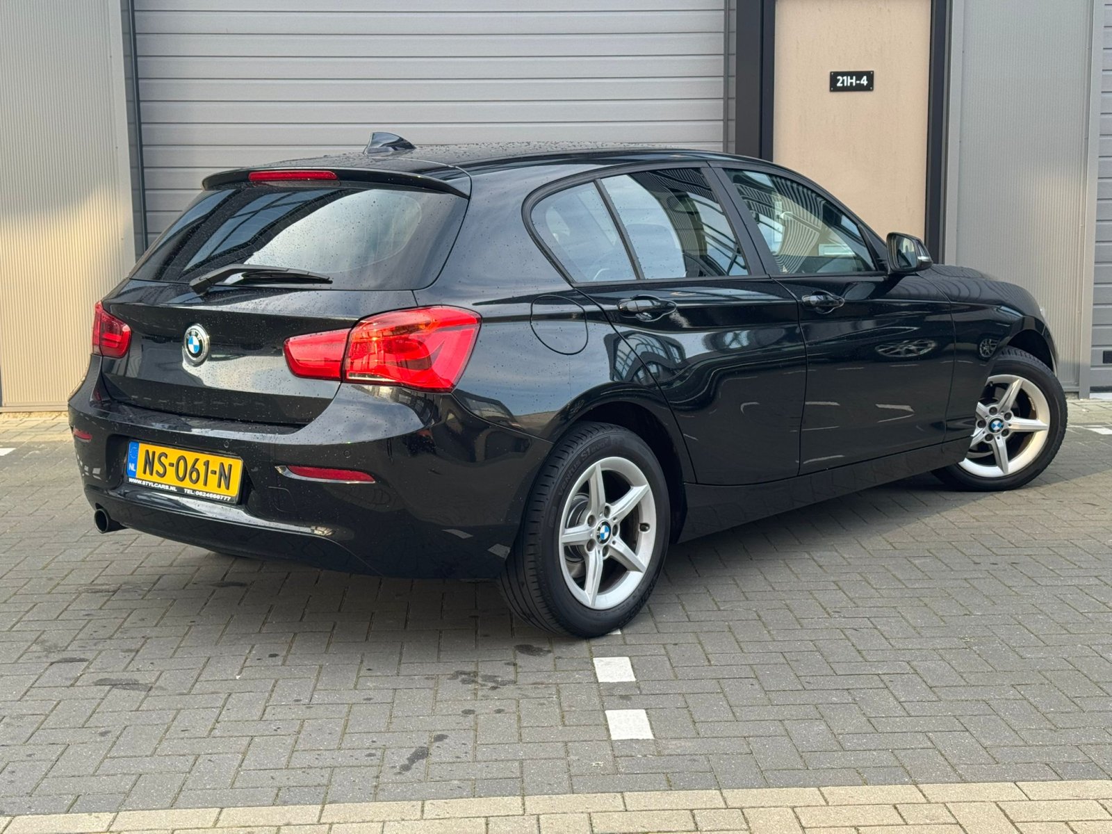 BMW 1-Serie, 116i Executive / Airco / Navi / org NL / Cruise / LED