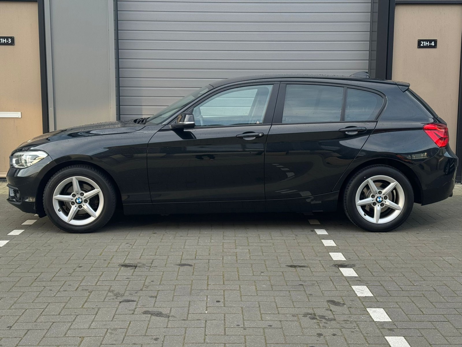 BMW 1-Serie, 116i Executive / Airco / Navi / org NL / Cruise / LED