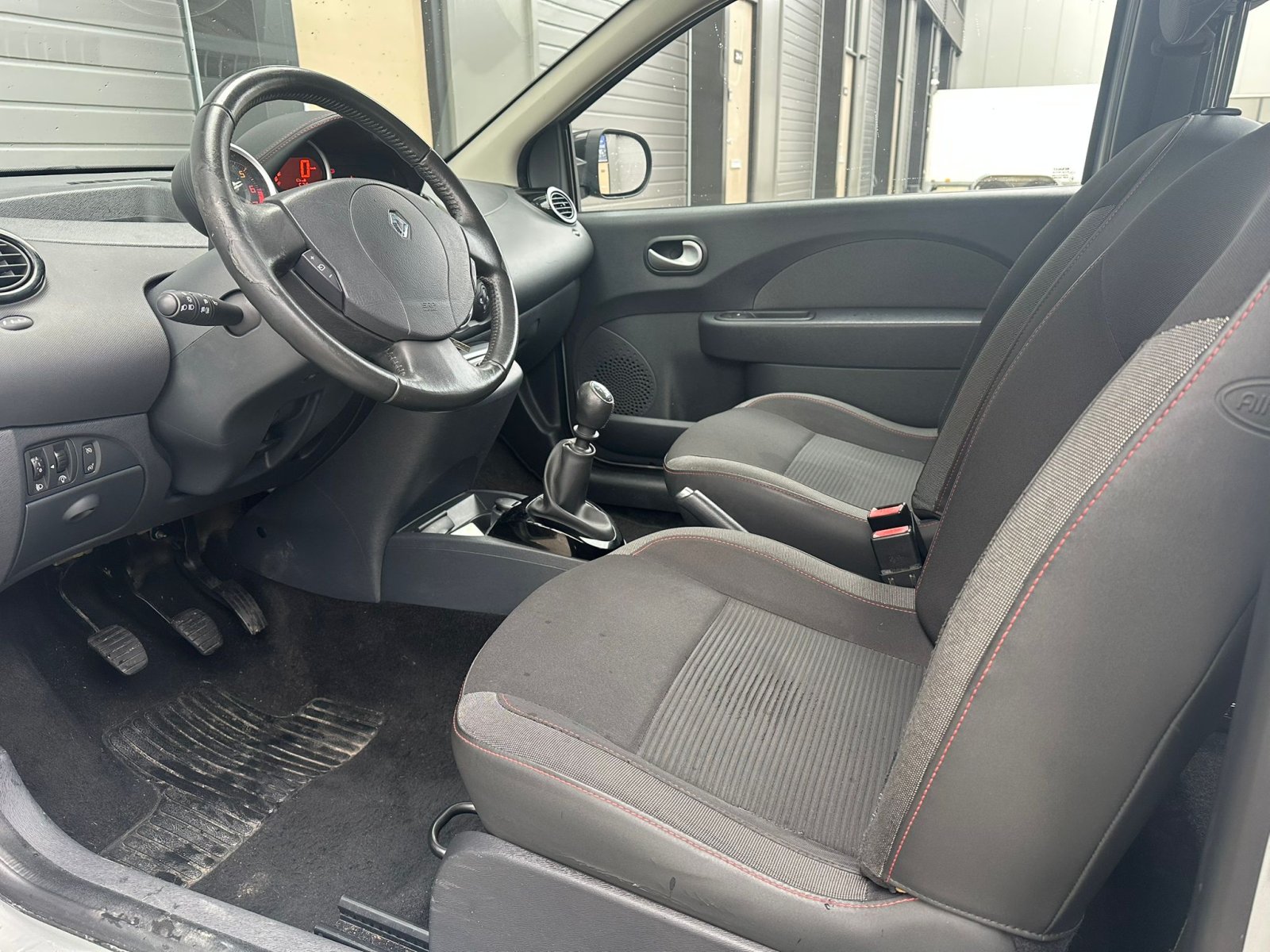 Renault Clio 1.2 16V Dynamique / AIrco / Cruise / LMV / Org NL /