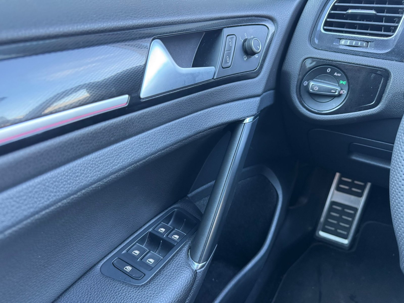 VW Golf 2.0 TSI GTI Performance / Dyn / Key / Pano / Milltek