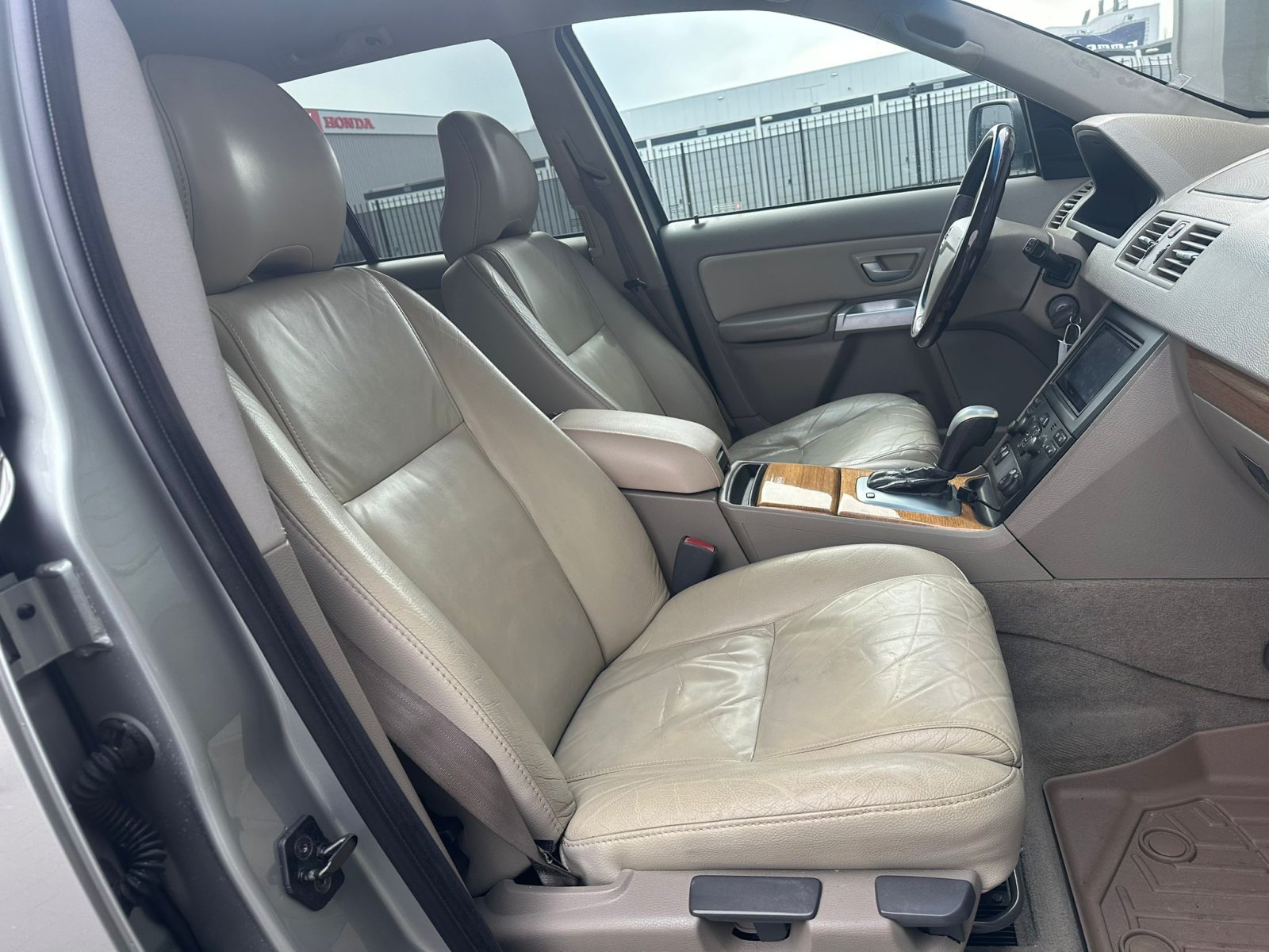 Volvo XC90, 2.5 T / Leer / Clim / LMV / Aut / BTW / 7 zits /